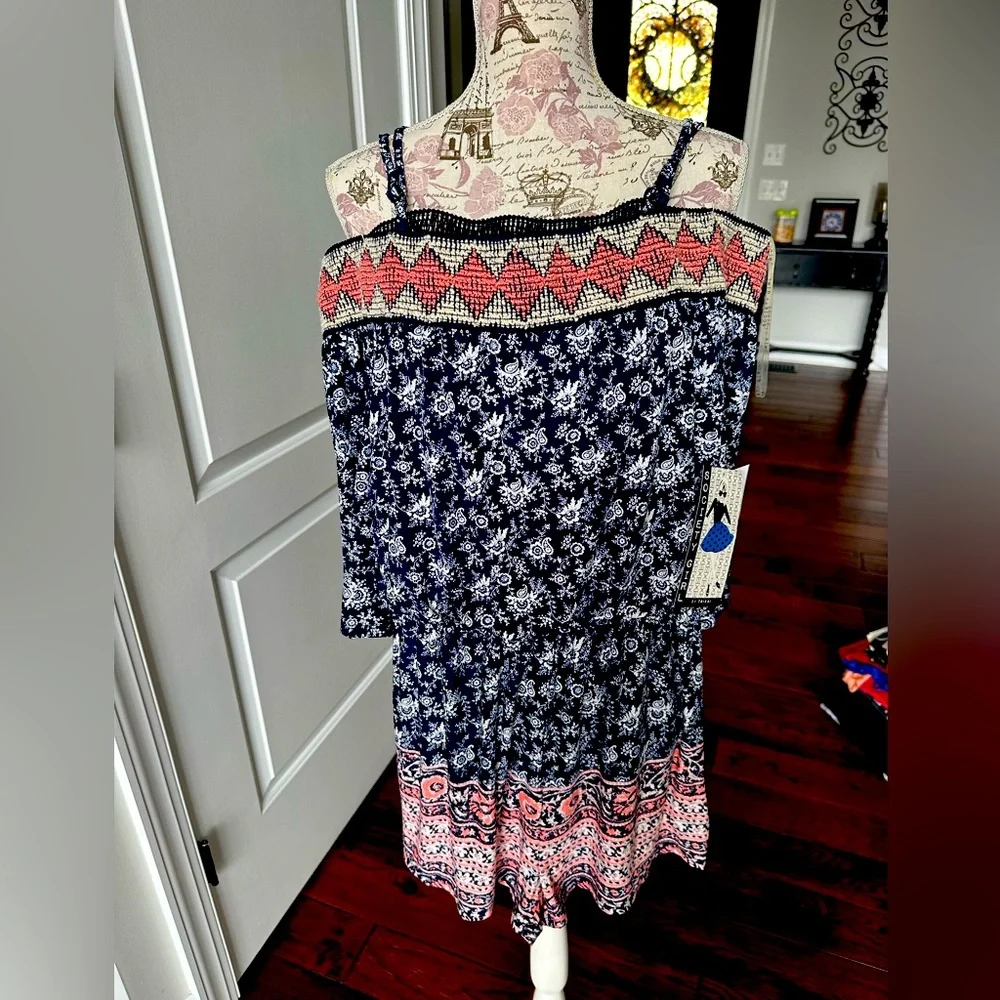 Romper - Picture 1 of 2